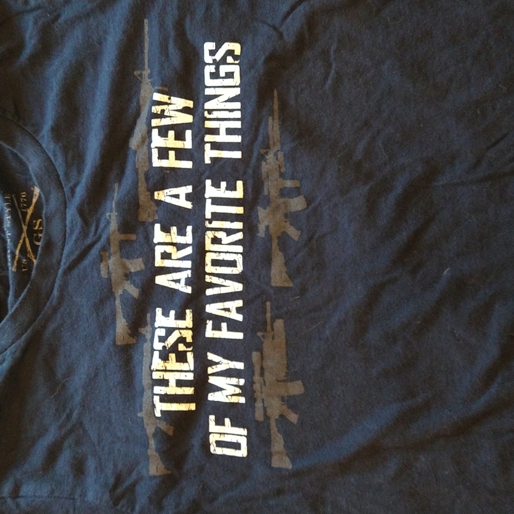 Grunt Style "these are a few of my favorite things" guns shirt. Women's Sz M